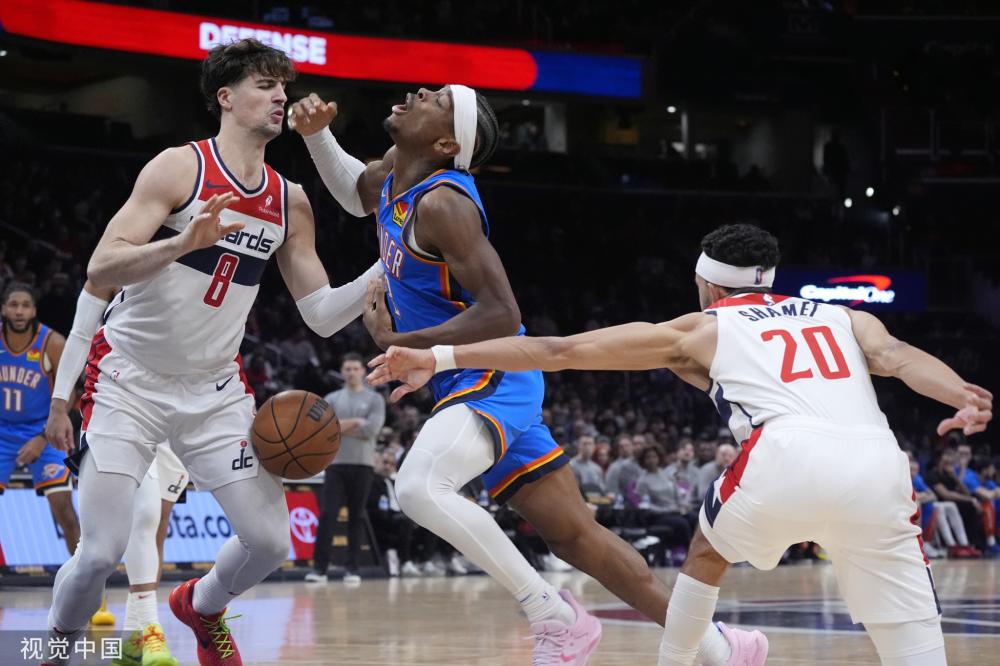 两队势均力 两队势均力