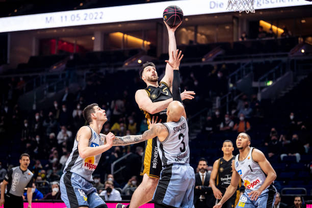 含转会可能 含转会可能